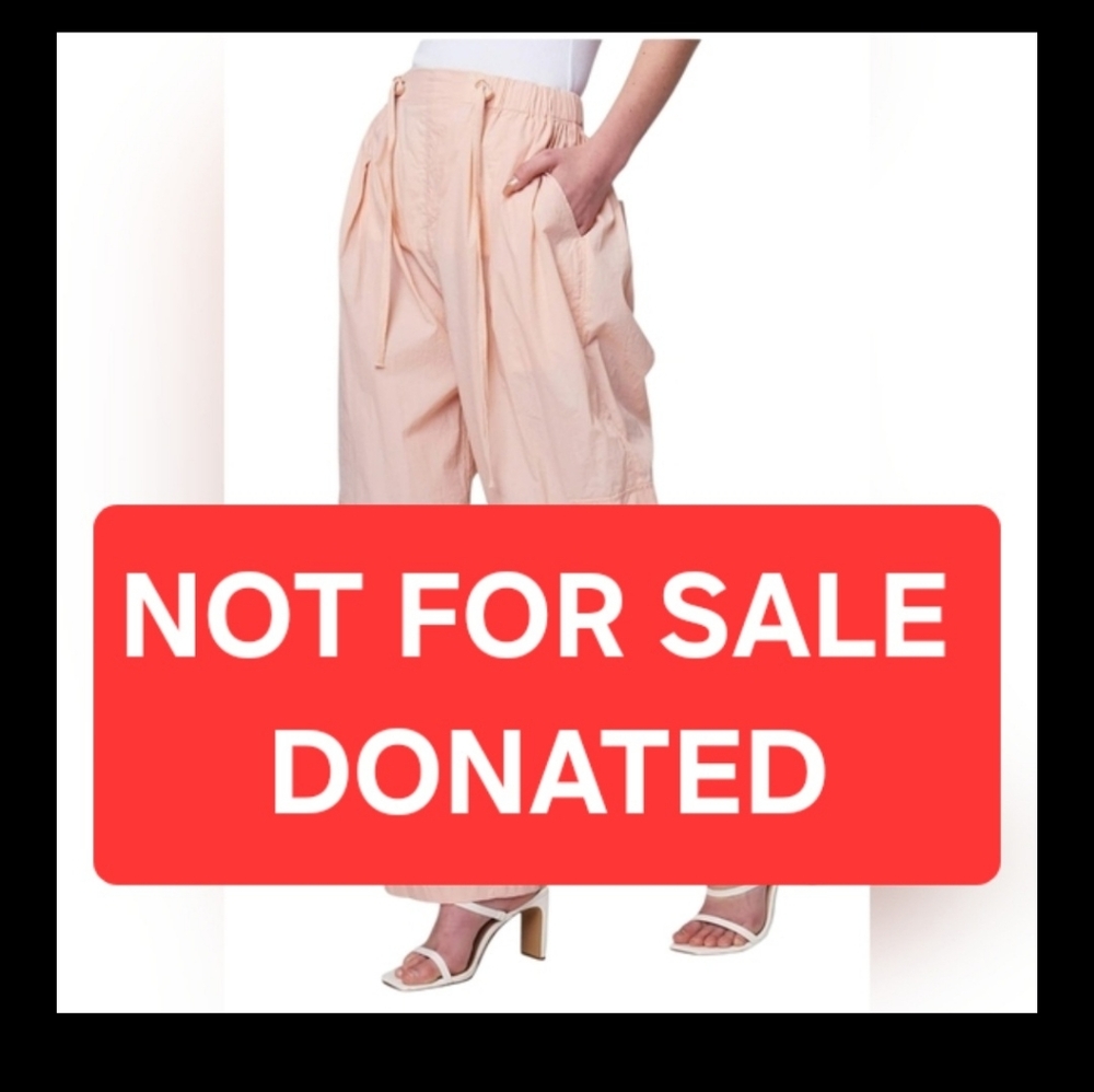🛑SOLD🛑 Blanknyc Womens Cargo Pants Large Light Weight Wide Leg Coral New